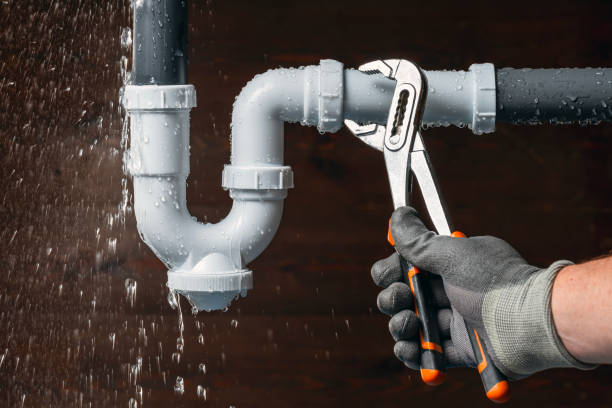 Professional Leak Detection technician working in Newbury, OH